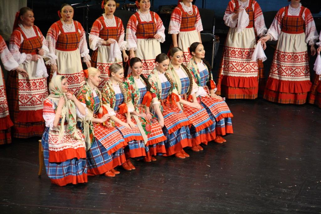 Русские коленца
